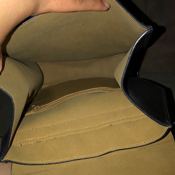 Backpack - Picture 4 of 4